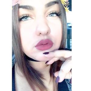 Meet your Posher, Yelitza